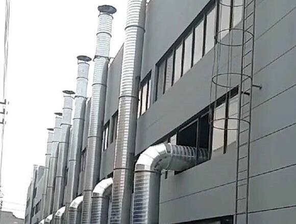 三鑫**器（qì）械廢氣處理（lǐ）安裝案例（lì）