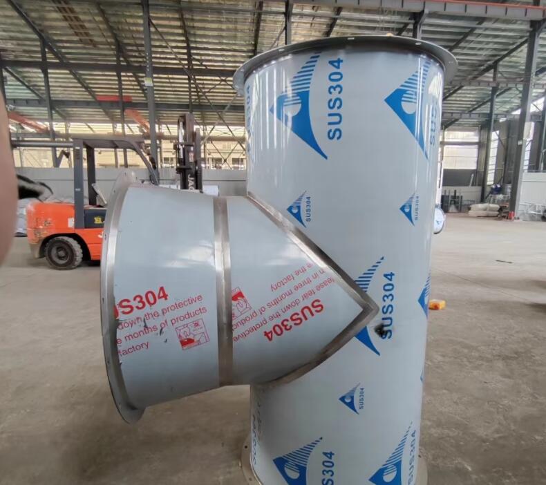 江西不鏽鋼風管：4月草莓AV工藝（yì）展示-3